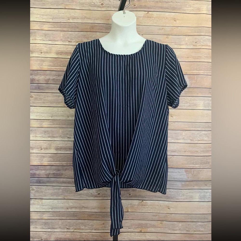 Elizabeth - Size 3X